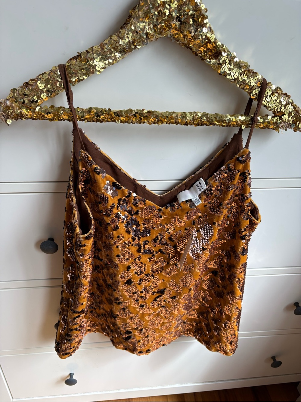 NWT Anthropologie Ro+De Esther Sequined Velvet Cami Gold Medium - Picture 4 of 13